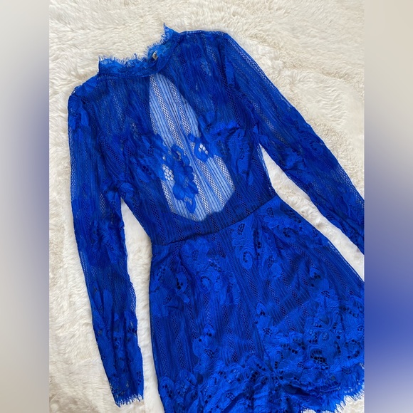 Charlotte Russe - Cobalt Blue Floral Lace Long Sleeve Open Back Bodycon Romper - Picture 10 of 10